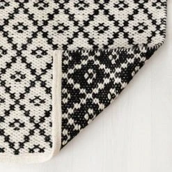 4Living Huurre Kaksipuolinen Villamatto 200x290 Cm Musta/valkoinen -Emibig Store 4 living huurre villamatto 200x290cm web 7