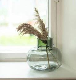 Fanni K Ilma Maljakko Harmaa 16cm -Emibig Store Fanni K Ilma vaasi harmaa 16cm miljoo 3