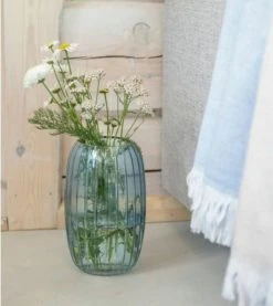 Fanni K Tyyni Maljakko Kirkas -Emibig Store Fanni K Tyyni maljakko sininen miljoo 1