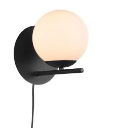 Trio Pure Seinävalaisin E27 Mattamusta