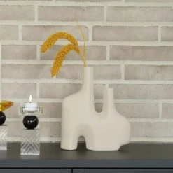 House Nordic Keraaminen Vaasi 8x23,5x27 Cm Hiekka 9 House Nordic Keraaminen Vaasi 8x23,5x27 Cm Hiekka -Emibig Store house nordic keraaminen vaasi 4441700 hiekka3