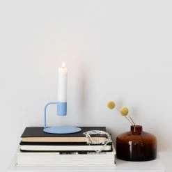 Hübsch Curve Kynttilänjalka Ø9xh7 Cm Sininen -Emibig Store hubsch curve kynttilanjalka web 2