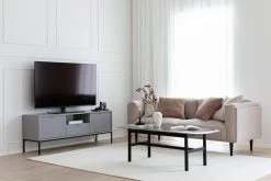 House Nordic Keraaminen Vaasi Kasvoilla 12,5x13x19,5 Cm Hiekka 12 House Nordic Keraaminen Vaasi Kasvoilla 12,5x13x19,5 Cm Hiekka -Emibig Store latte tv taso 154x39 cm greige web 2