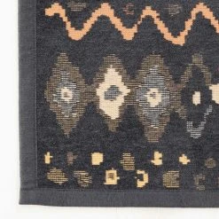 Veke Retro Kaksipuolinen Puuvillamatto Musta 160x230 Cm 12 Veke Retro Kaksipuolinen Puuvillamatto Musta 160x230 Cm -Emibig Store retro kaksipuolinen puuvillamatto musta 200x300 web 5