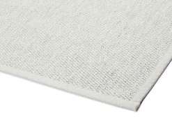 Narma Savanna Villamatto Valkoinen 200x300 Cm 9 Narma Savanna Villamatto Valkoinen 200x300 Cm -Emibig Store s ww savanna white detail corner 3