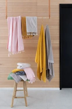 Veke Saana Käsipyyhe 50x70 Cm Tummanharmaa -Emibig Store saana ja salama pyyhe eri vareja 1